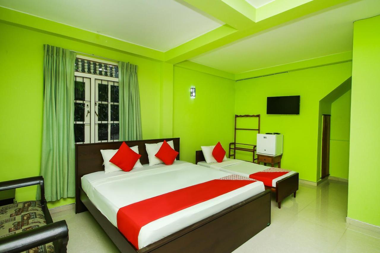 Hotel Empryean Katunayake Exterior photo