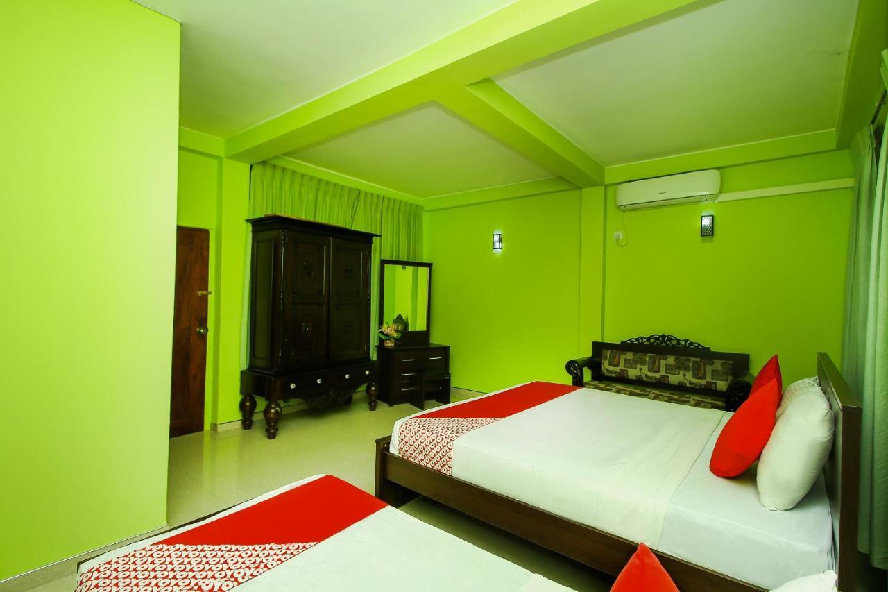 Hotel Empryean Katunayake Exterior photo