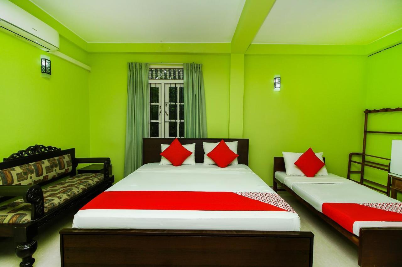 Hotel Empryean Katunayake Exterior photo