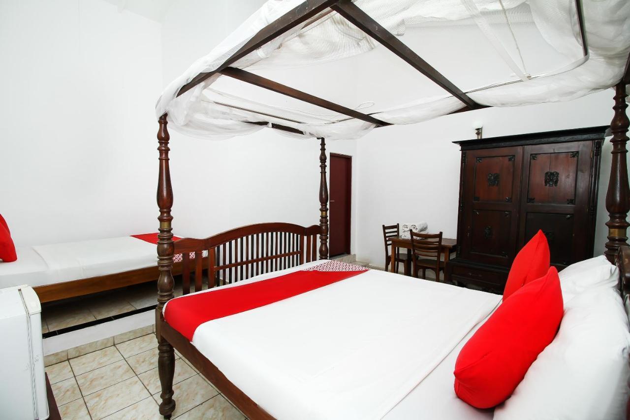Hotel Empryean Katunayake Exterior photo
